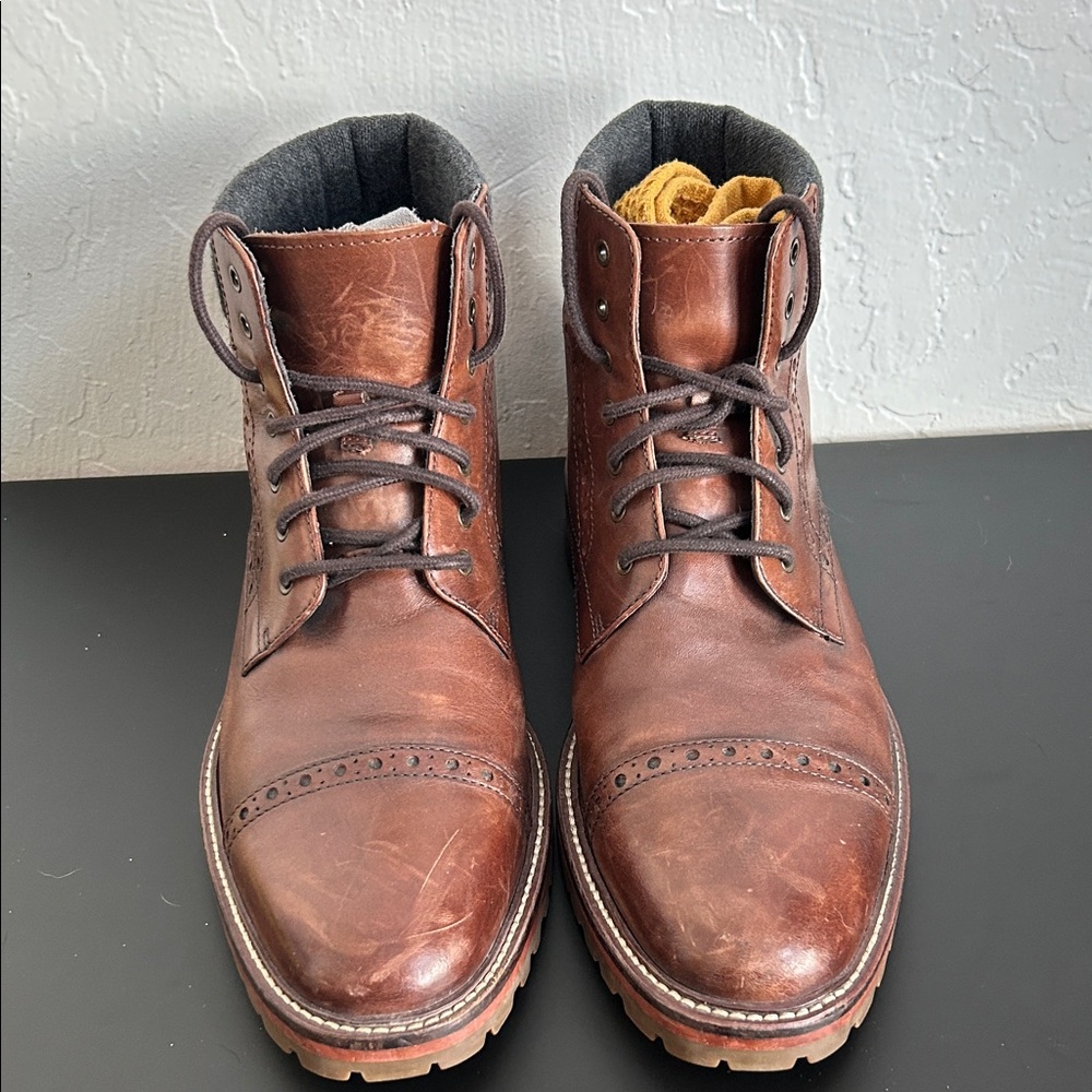 Johnston & Murphy Brown Leather Cap-Toe Brogue Lace-Up Boots - Picture 2 of 6